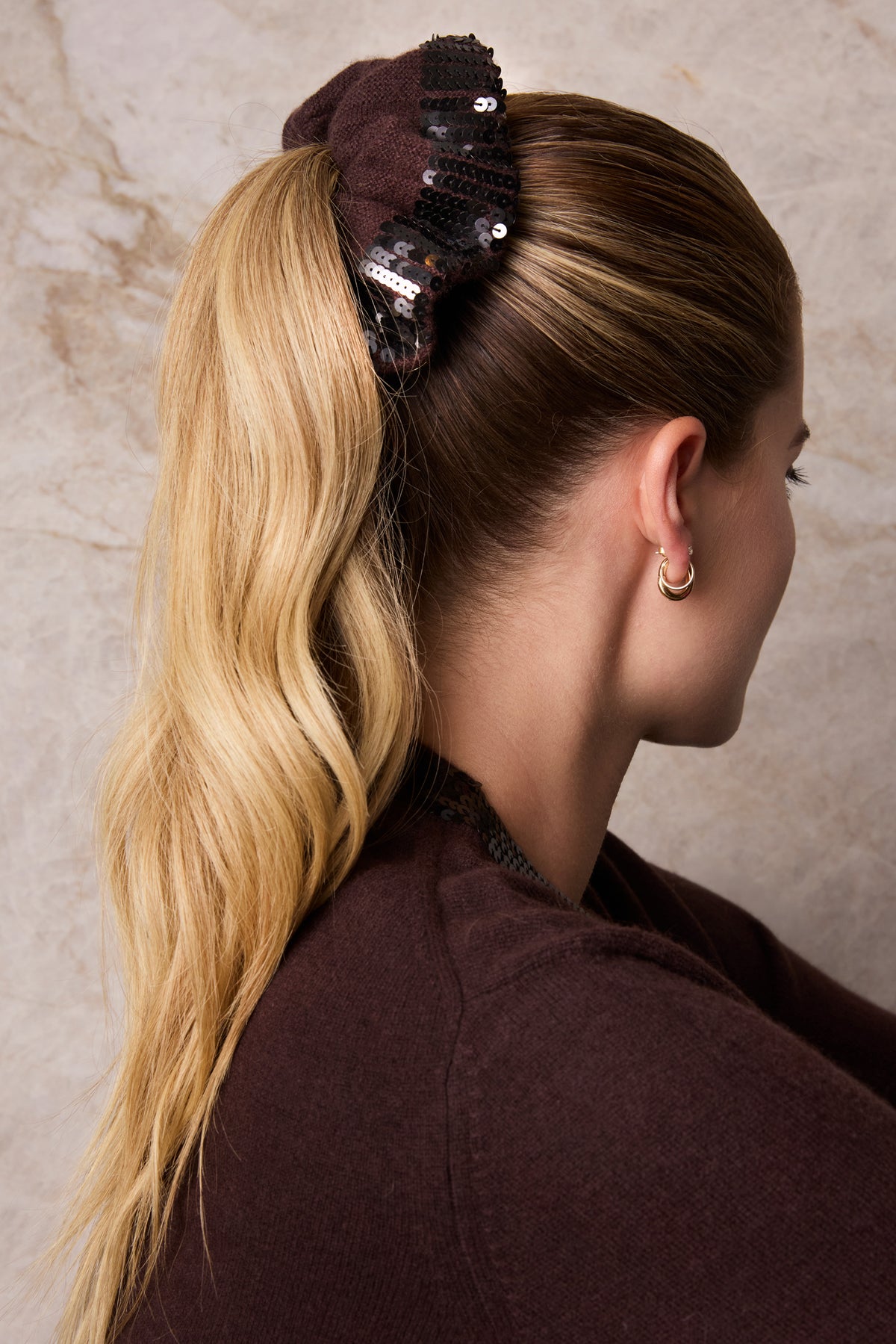 Round Sequin Cashmere Scrunchie in Tree Bark