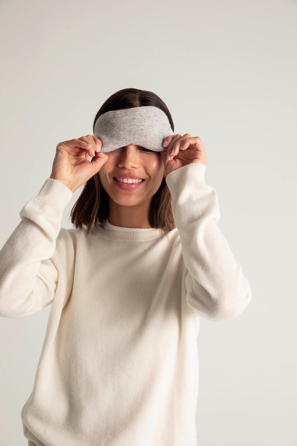 The Cashmere Eye Mask in Flint