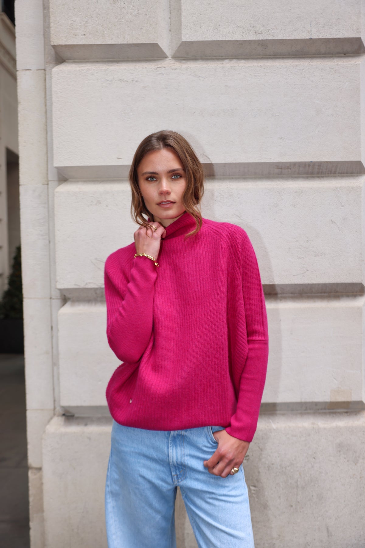 The Cashmere Slouchy Rib Turtleneck in Boysenberry