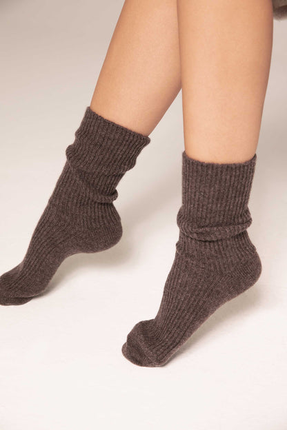 Cashmere Bed Socks in Acorn