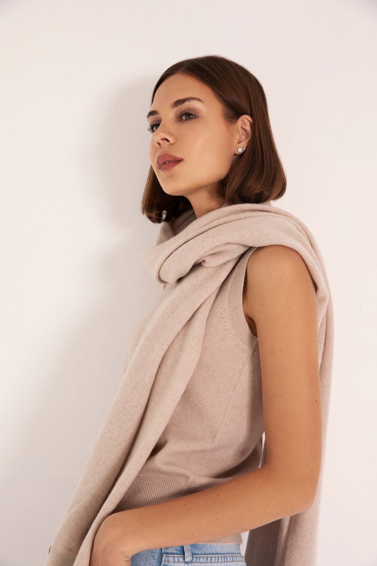 The Cashmere Travel Wrap in Latte