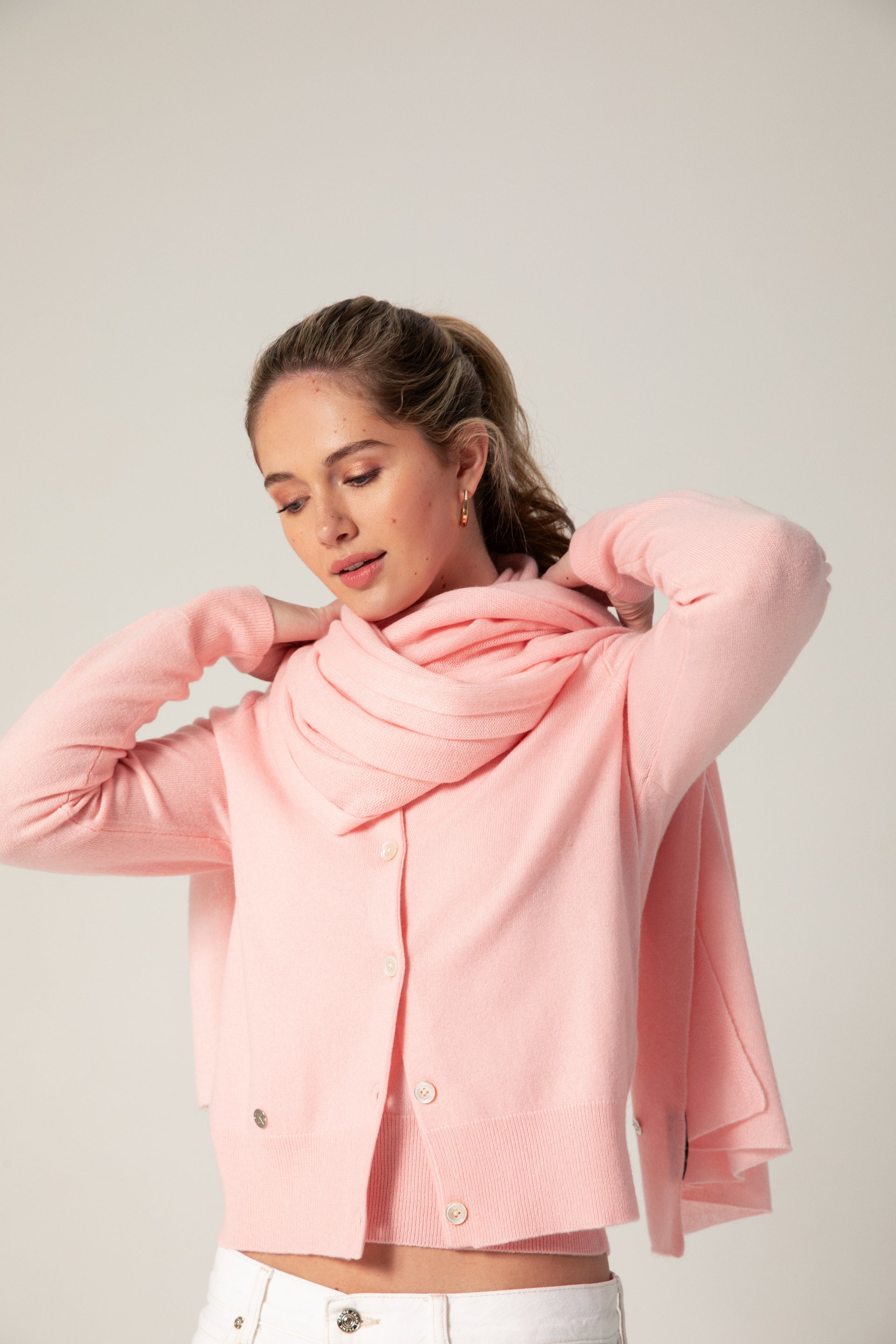 The Cashmere Travel Wrap in Rose