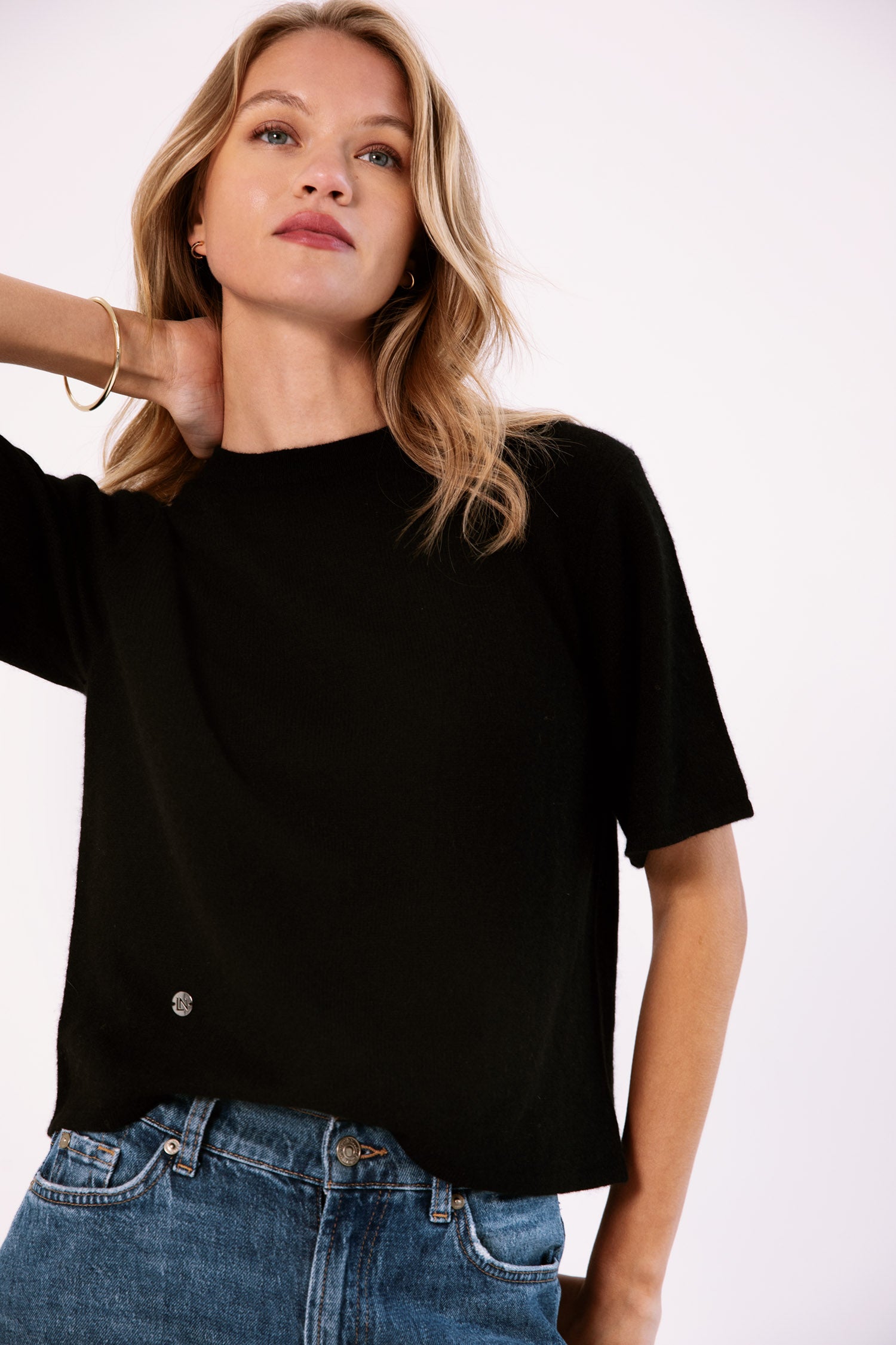 The Cashmere Top in Black