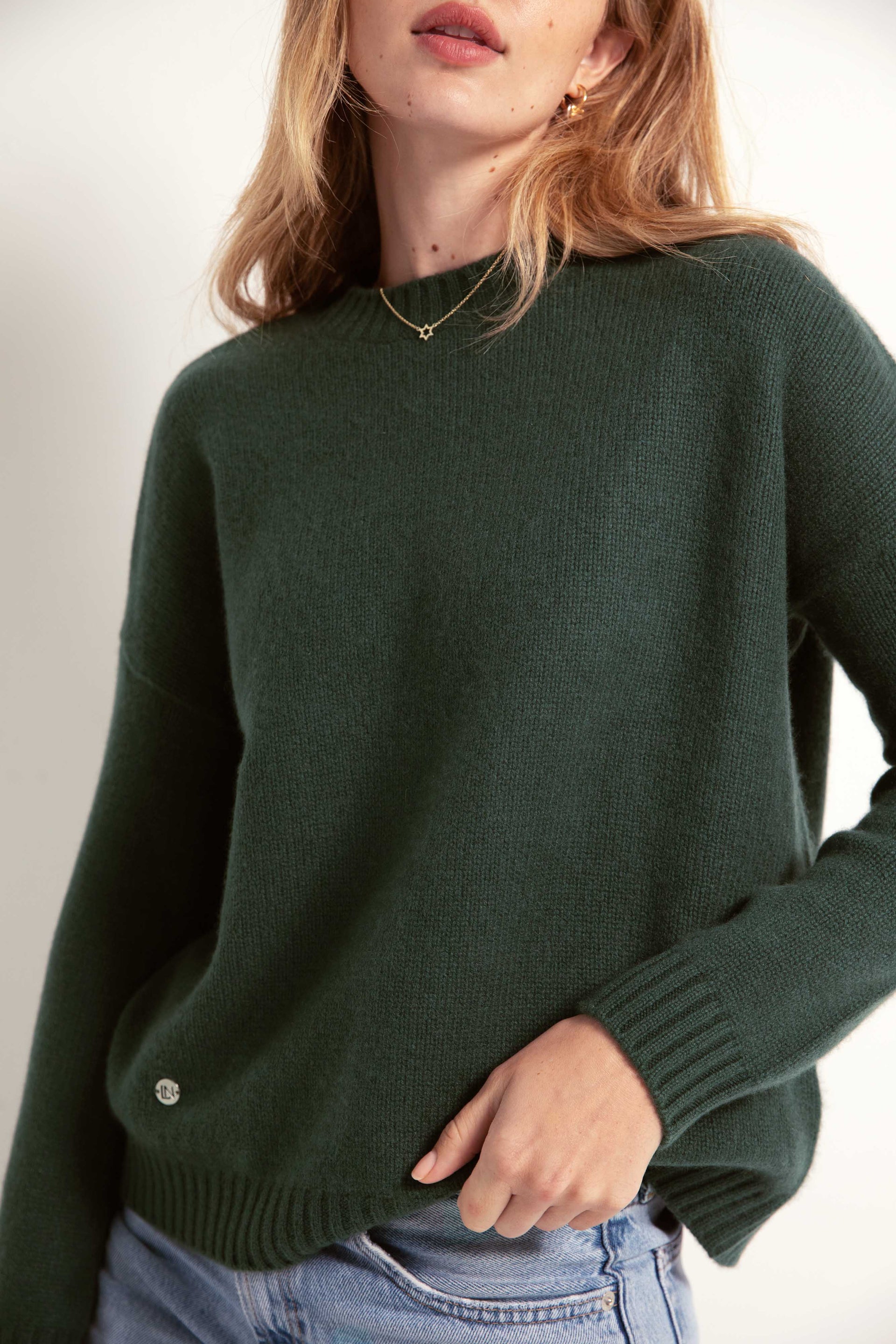 The Cashmere Chunky Crew in Mountains