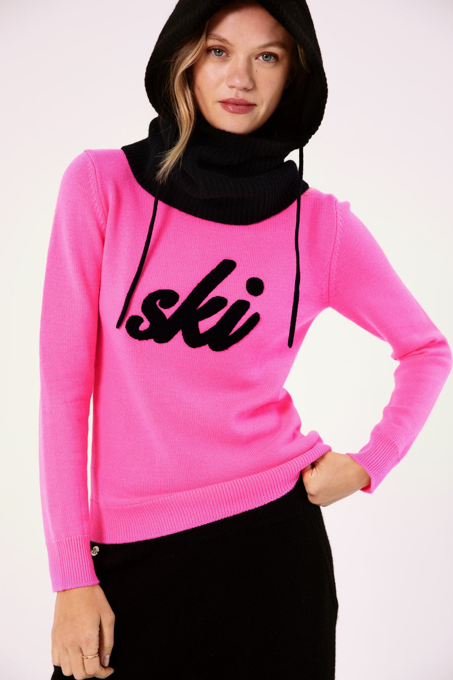 The Snood in Black