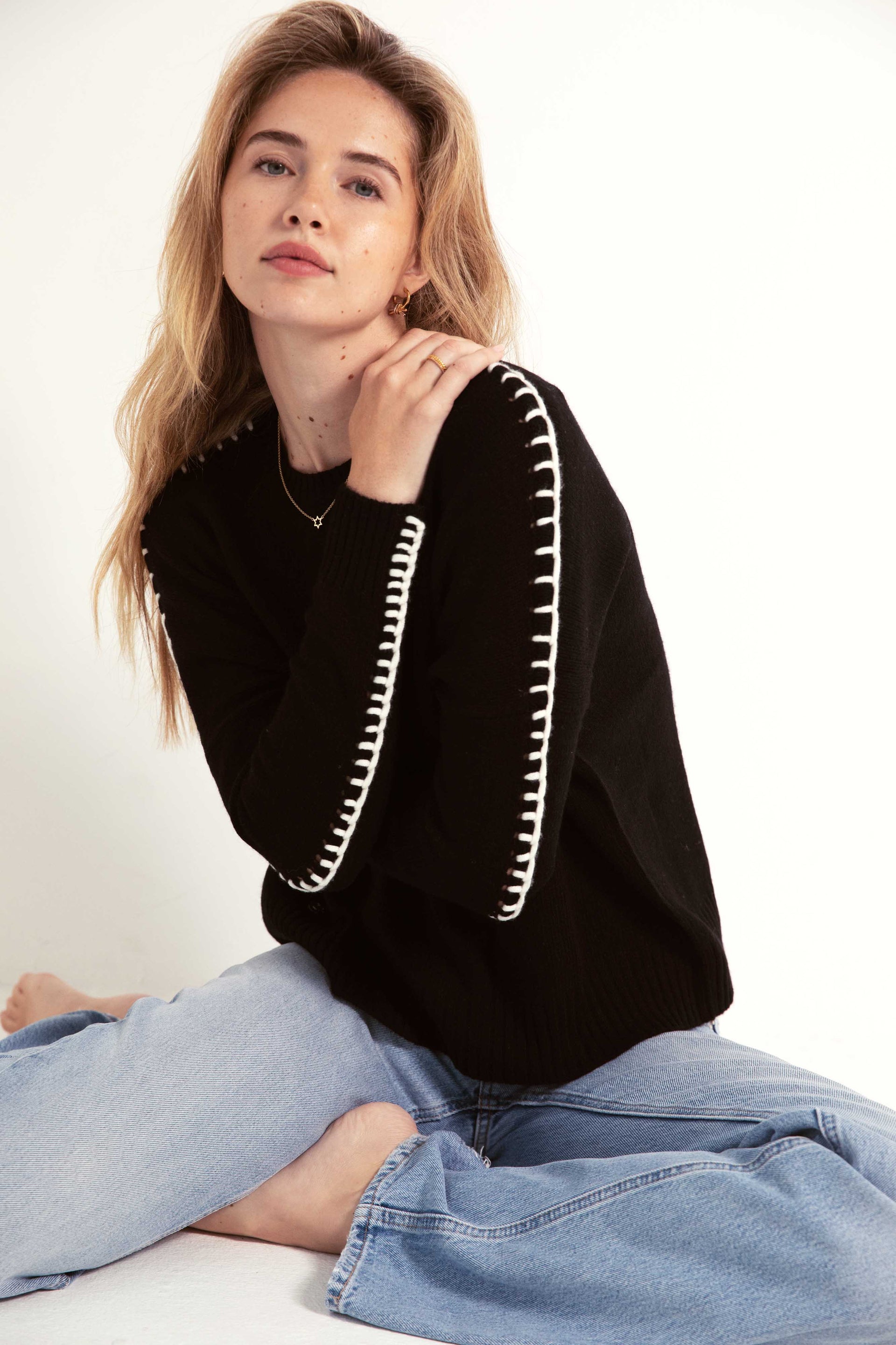 The Stitch Cashmere Sweater in Black