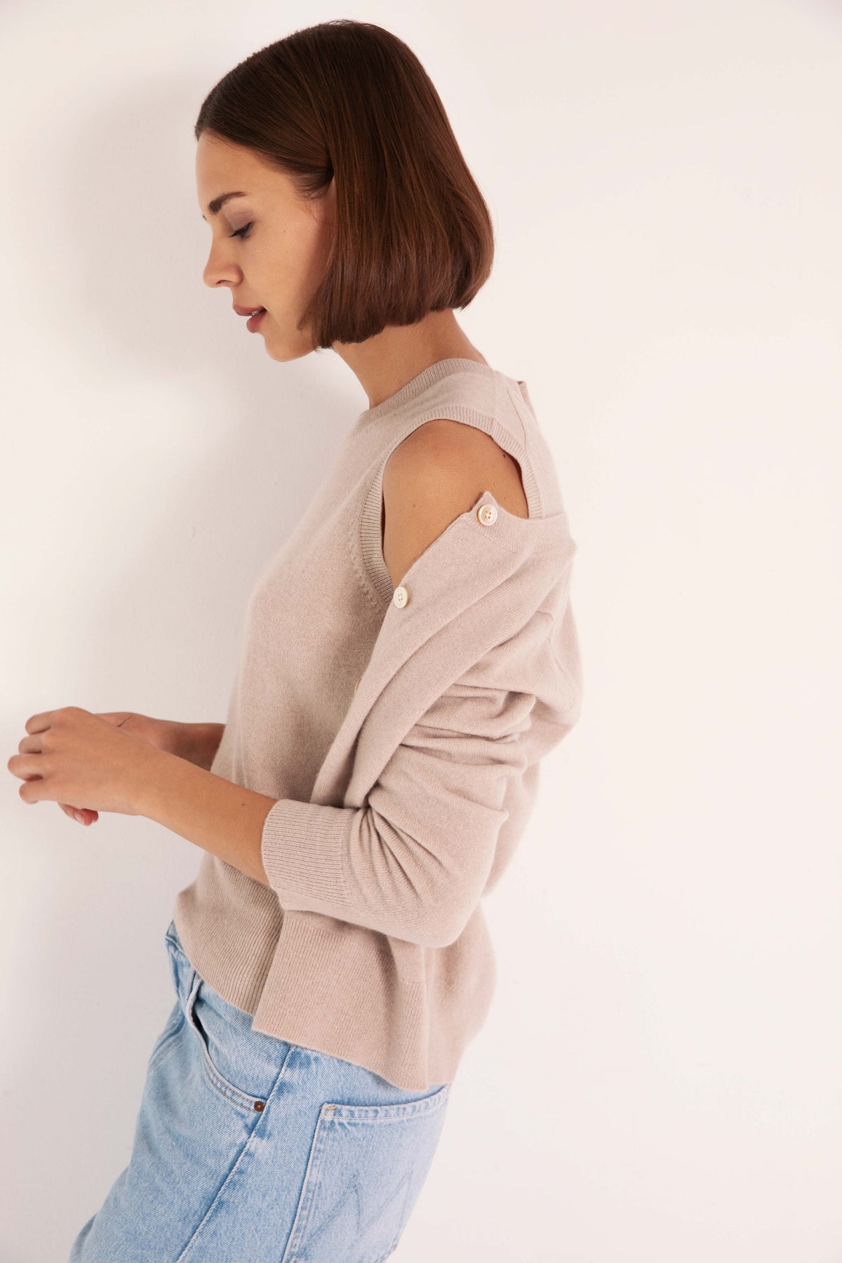 The Everyday Cashmere Cardigan in Latte