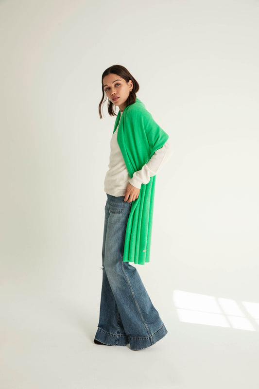 The Cashmere Travel Wrap in Irish Green