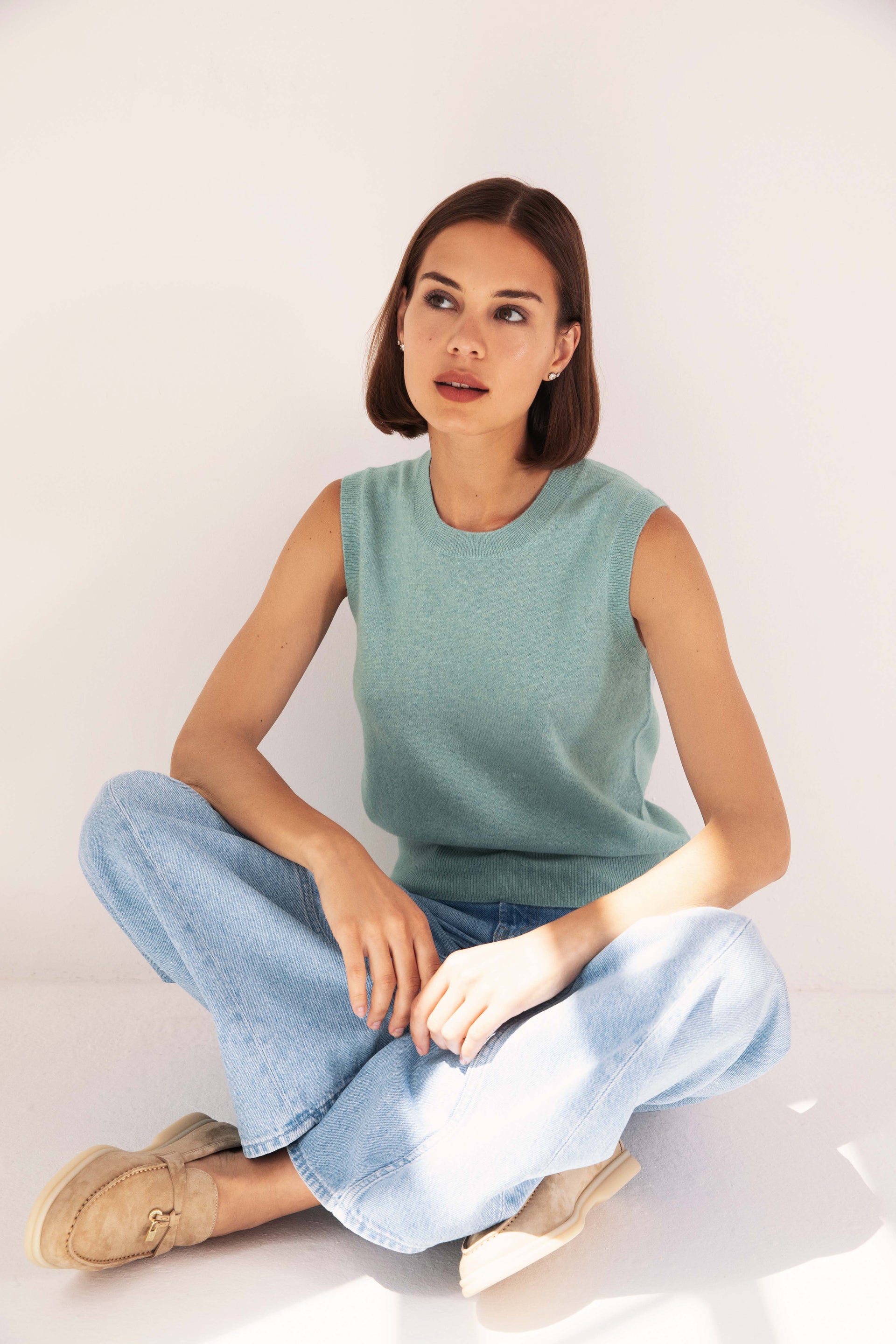 The Crew Top in Green Lily