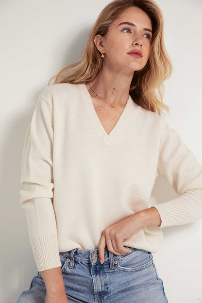 The Elevated Cashmere V Neck Sweater in Snow Peak