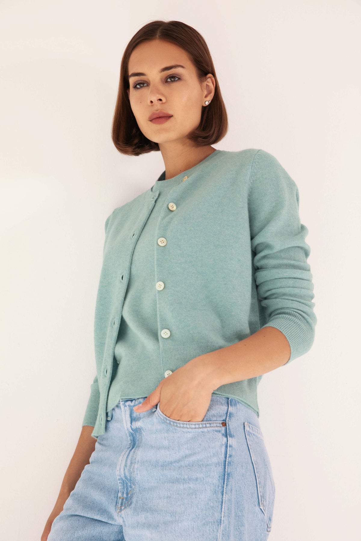 The Everyday Cashmere Cardigan in Green Lily