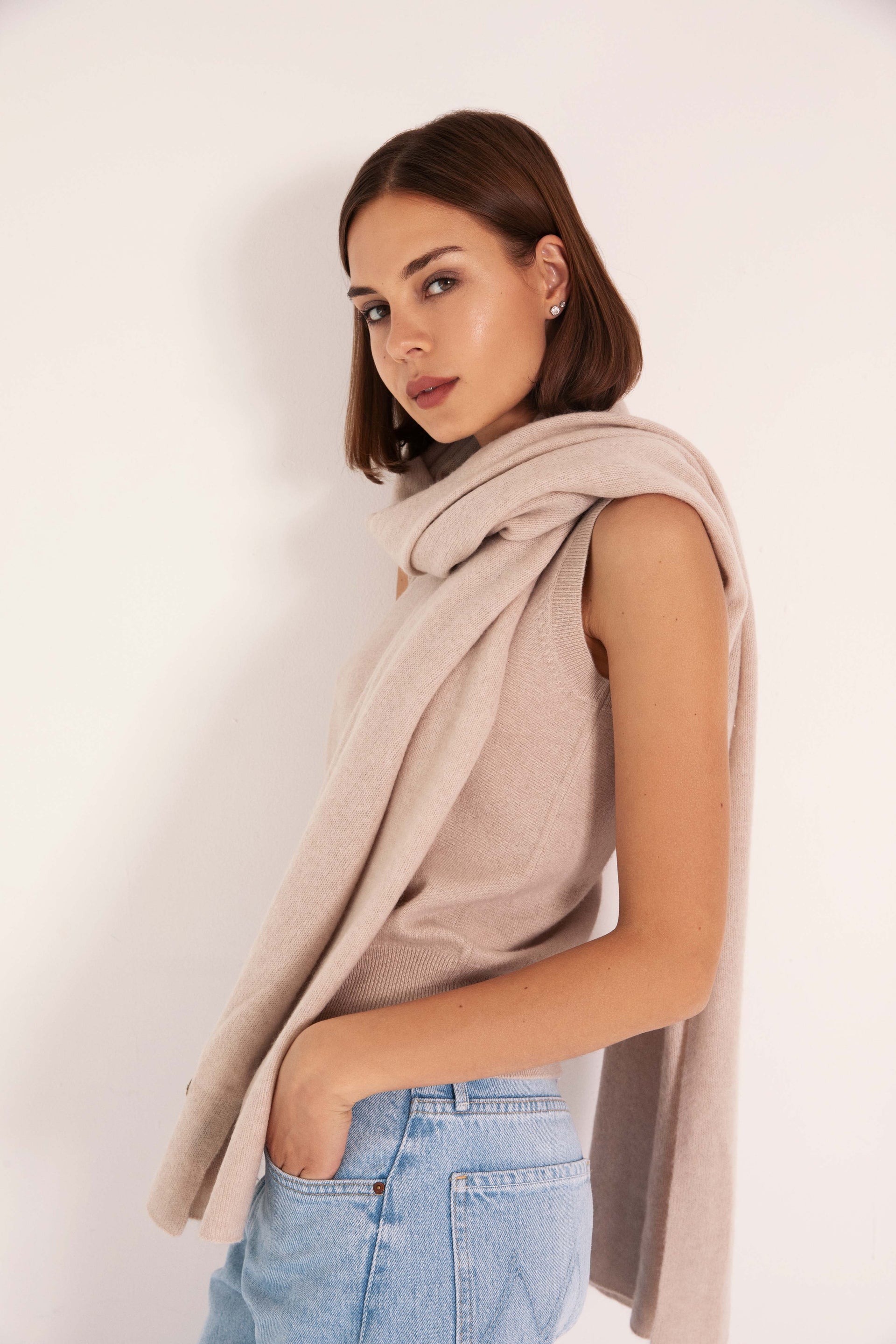 The Cashmere Travel Wrap in Latte