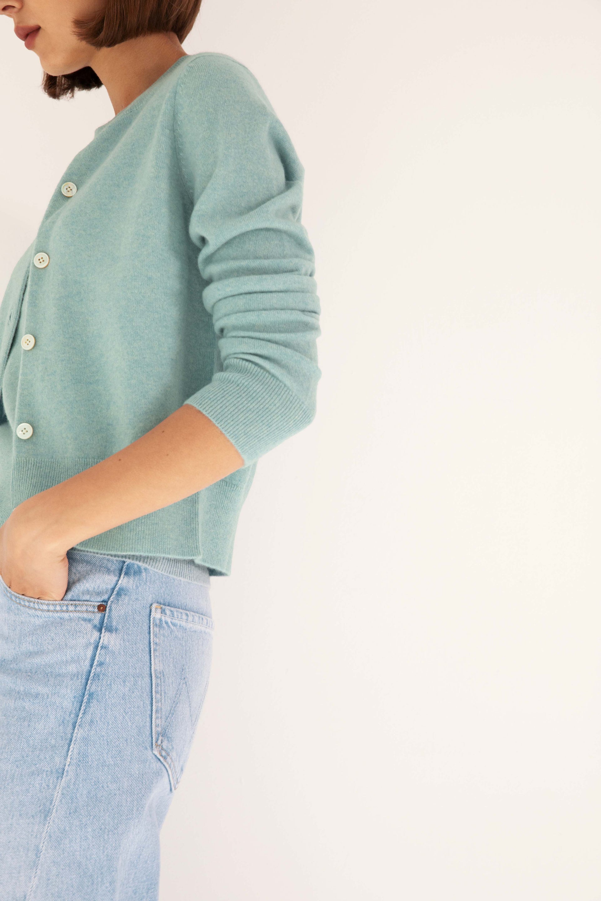 The Everyday Cashmere Cardigan in Green Lily