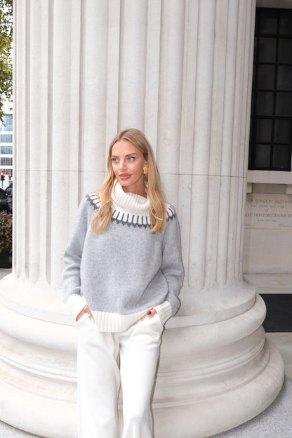 The Cashmere Loungers in Ivory