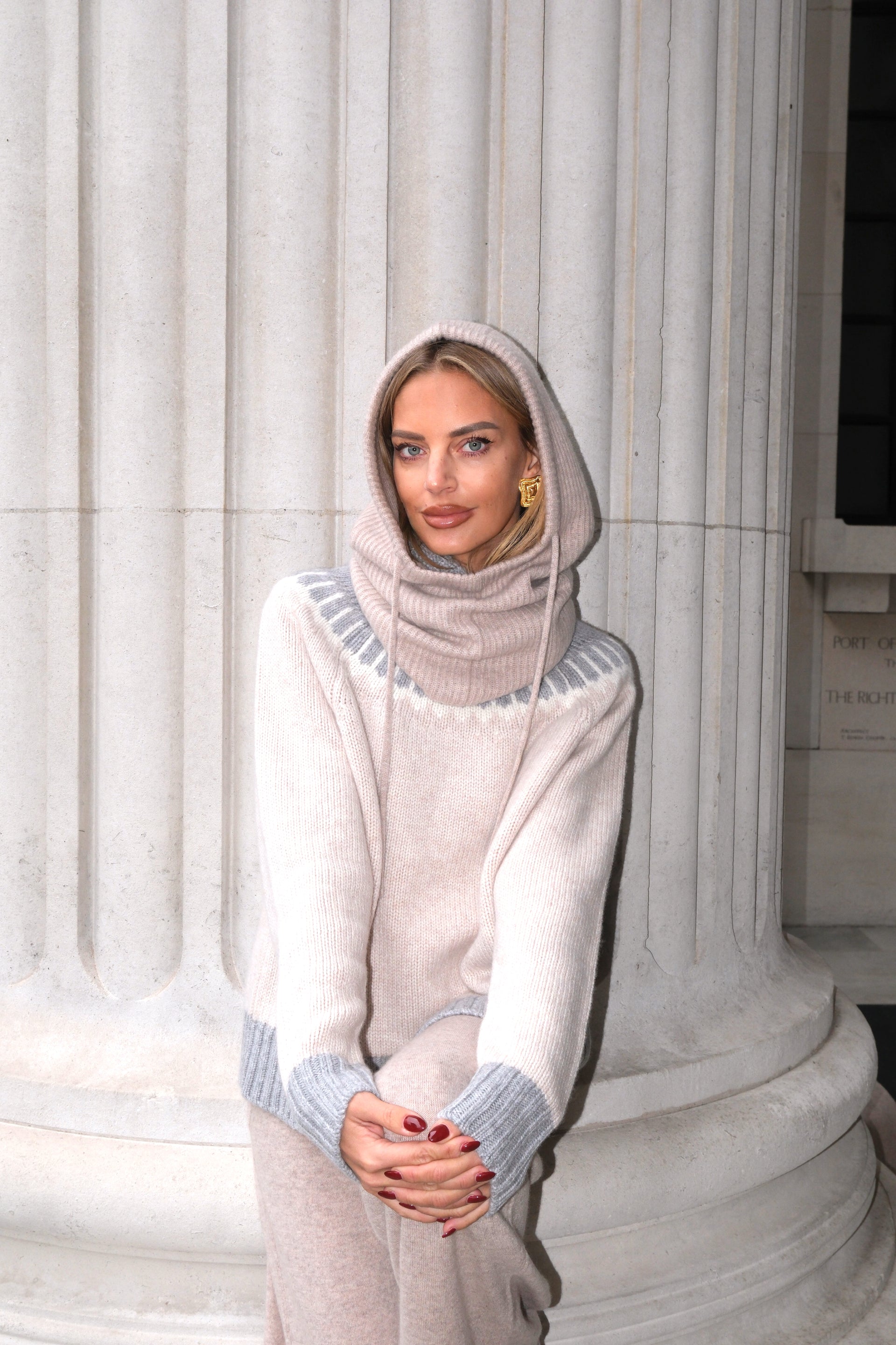 Cashmere Snood in Biscotti