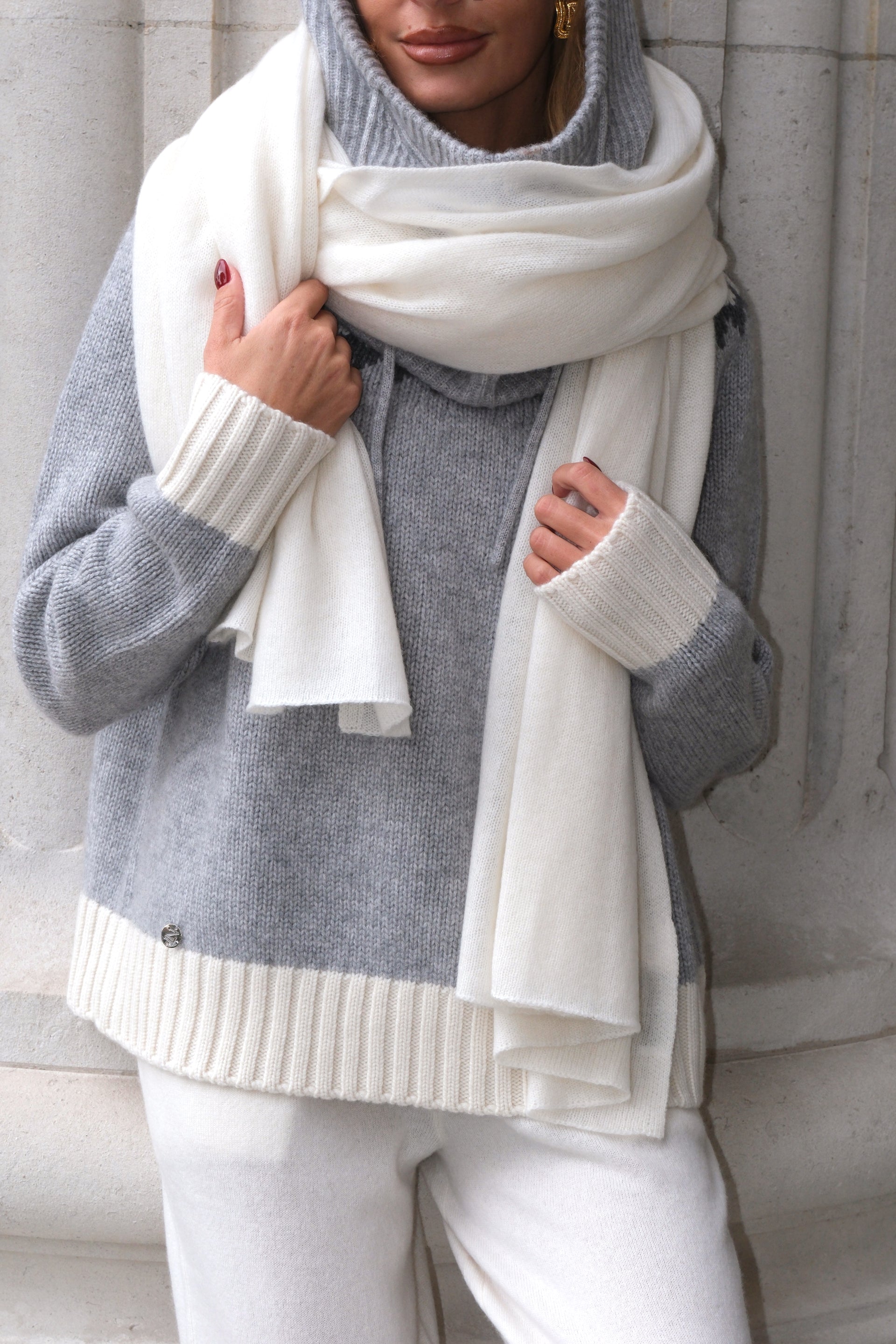 Oversized Cashmere Wrap in Ivory